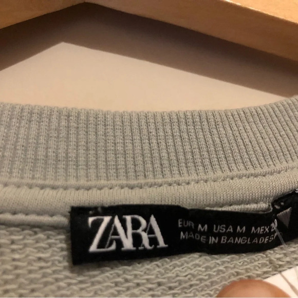 Zara Light greenish blue Crew Neck Sweater. Cropped. - Picture 3 of 3